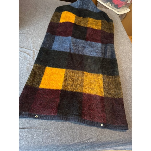 Vintage Biederlack Of America Plaid Blanket Wearable Cape Poncho Zipper Snaps - Picture 5 of 7